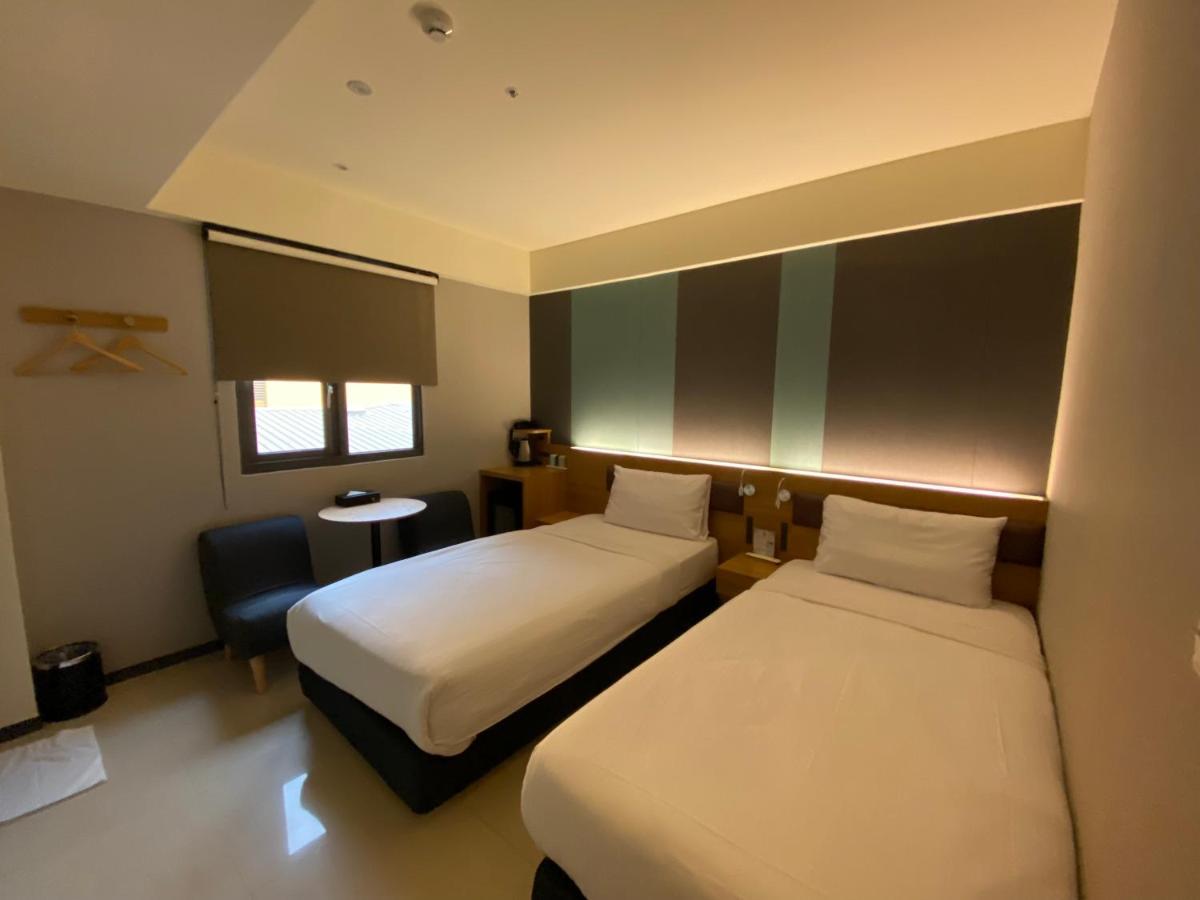 Fu Kuang Hotel Pingtung Exterior foto
